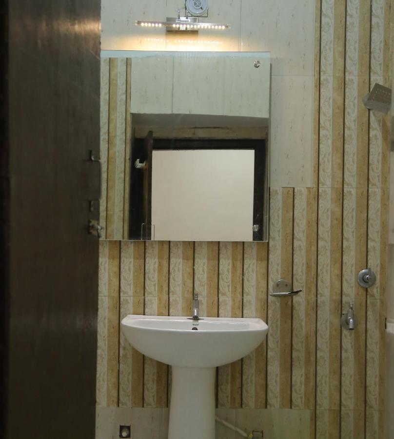 Hotel Siddharth Tanakpur Eksteriør bilde